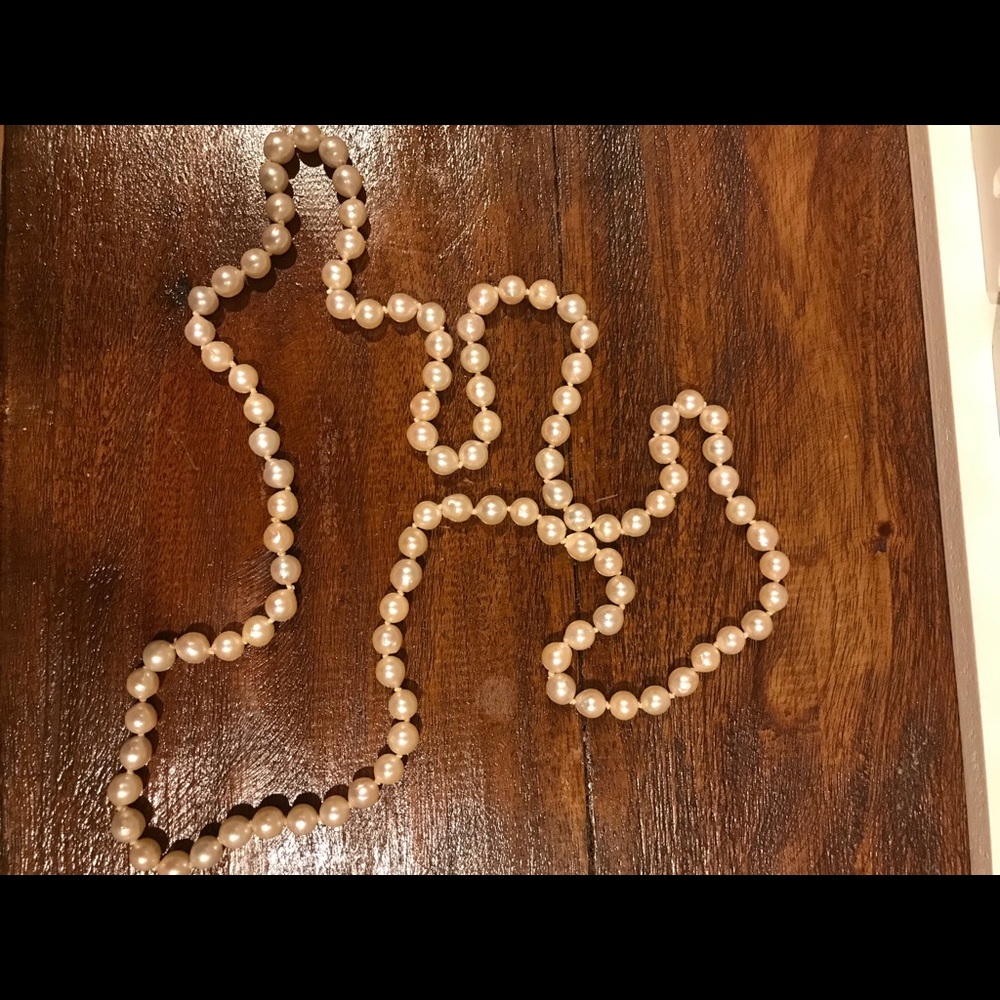 LAST DAYS Long freshwater pearl necklace